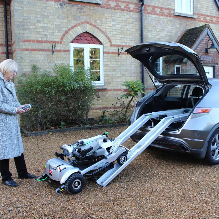 Quingo - Flyte Mobility Scooter With MK2 Self Loading Ramp